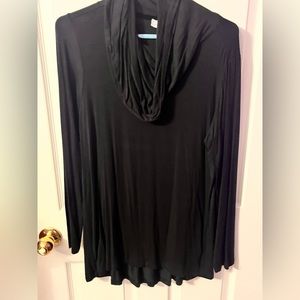 Black flowy turtle neck long sleeve top
